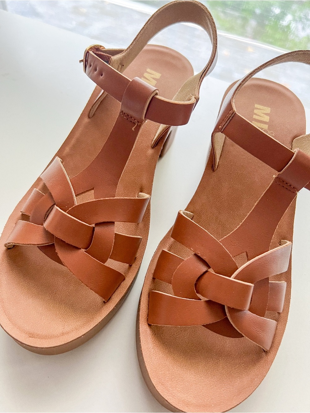 MIA Girl Faux Leather T-Strap Platform Chunky Heel Sandals - Tan, Size 6.5 - Picture 6 of 9